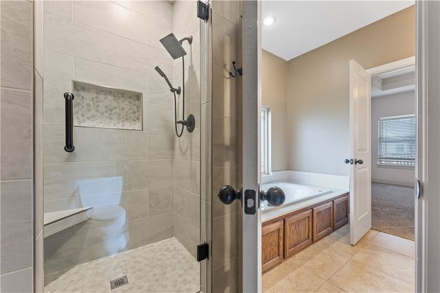 2141 Hunter Drive, Pea Ridge, AR 72751