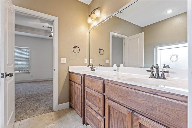 2141 Hunter Drive, Pea Ridge, AR 72751