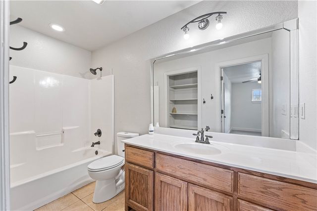 2141 Hunter Drive, Pea Ridge, AR 72751