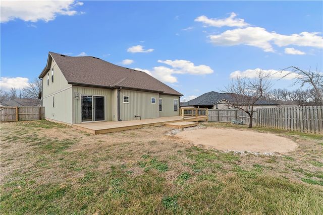 2141 Hunter Drive, Pea Ridge, AR 72751