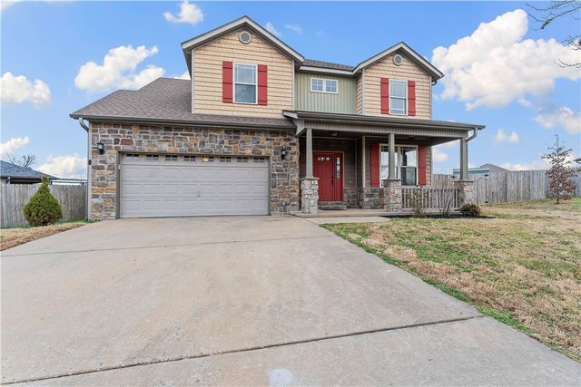 2141 Hunter Drive, Pea Ridge, AR 72751