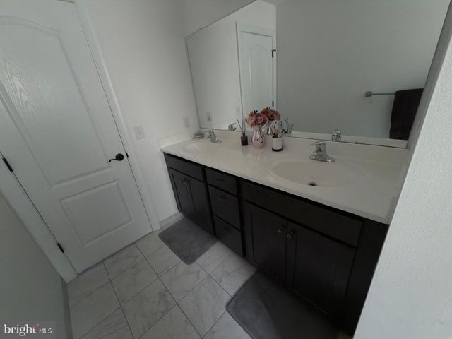 119 MARKLEY FARM CIR, West Norriton, PA 19403