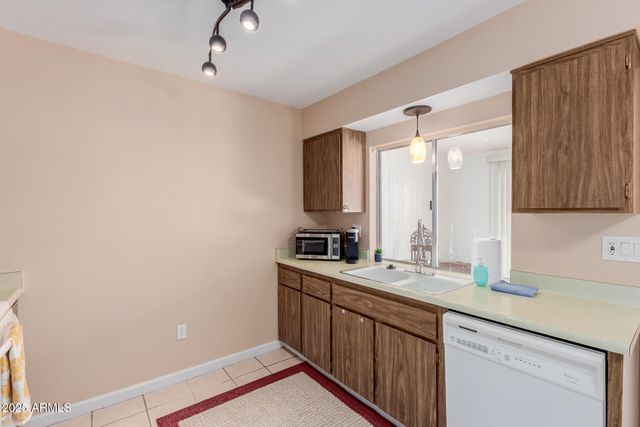 10544 W COGGINS Drive, Sun City, AZ 85351