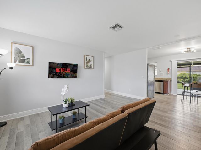4862 Andros Drive, West Palm Beach, FL 33407