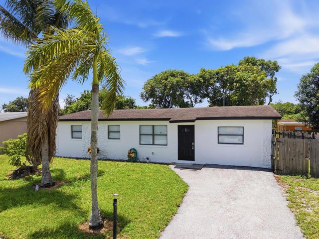 4862 Andros Drive, West Palm Beach, FL 33407