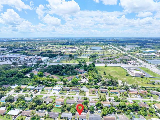 4862 Andros Drive, West Palm Beach, FL 33407