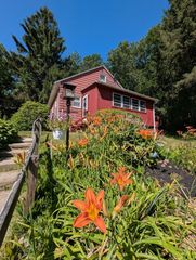 154 Rawson St, Leicester, MA 01524