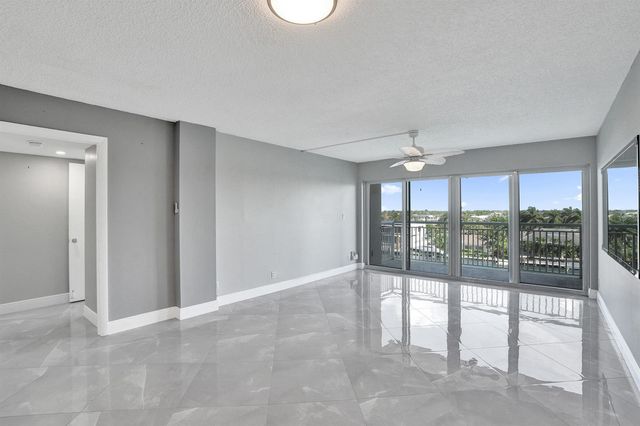 2611 N Riverside Drive 604, Pompano Beach, FL 33062