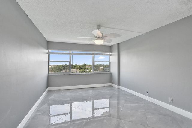 2611 N Riverside Drive 604, Pompano Beach, FL 33062