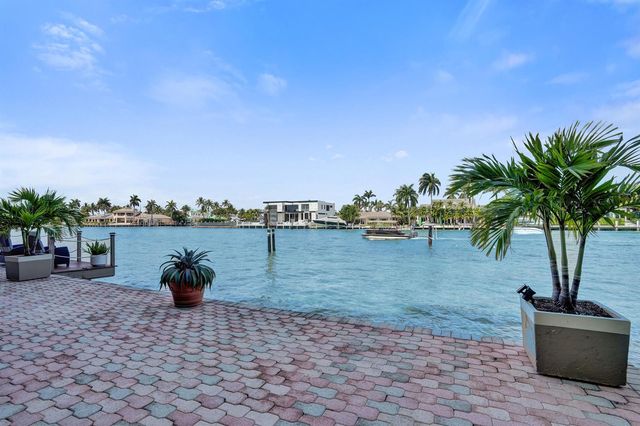 2611 N Riverside Drive 604, Pompano Beach, FL 33062