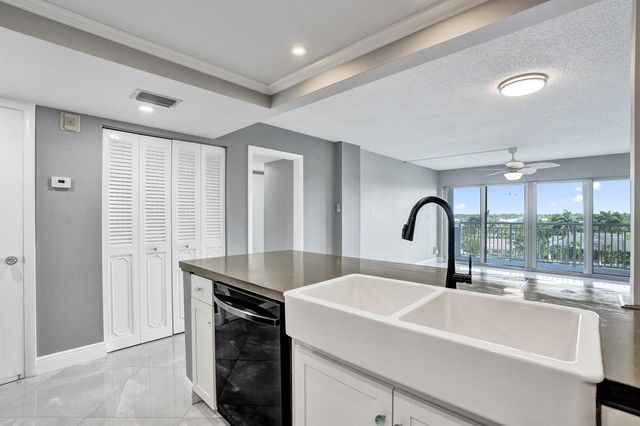 2611 N Riverside Drive 604, Pompano Beach, FL 33062