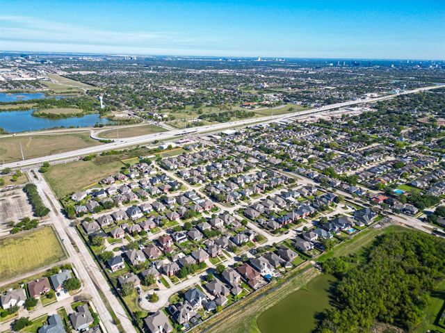 6702 Metro Blvd 3, Houston, TX 77083