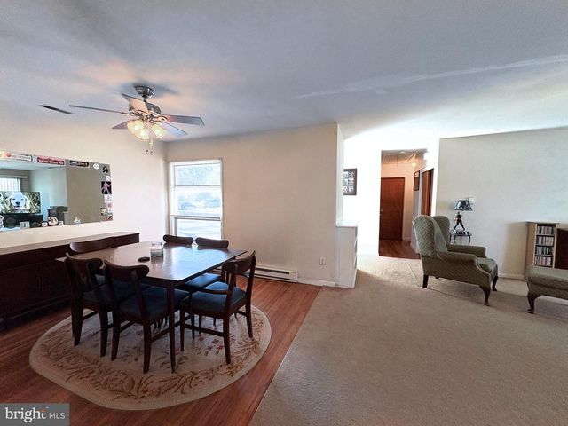 215 HAVANA AVE, Egg Harbor City, NJ 08215