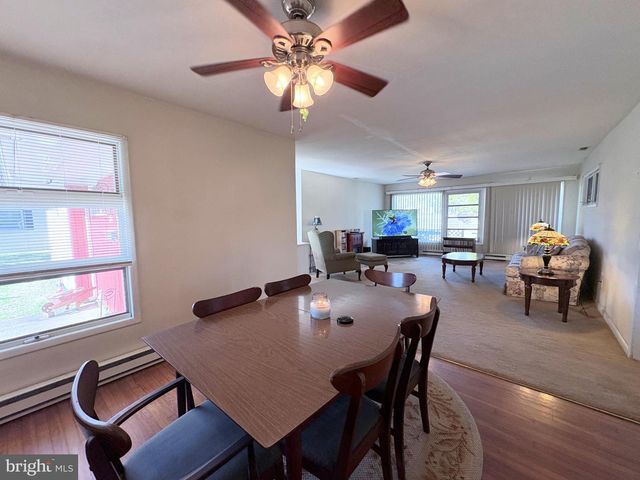 215 HAVANA AVE, Egg Harbor City, NJ 08215