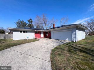 215 HAVANA AVE, Egg Harbor City, NJ 08215
