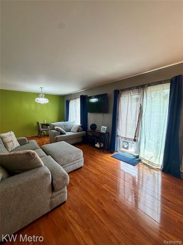 41694 Bedford, Canton, MI 48187