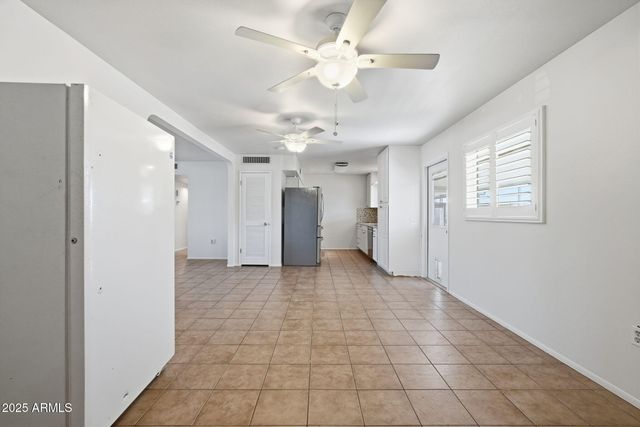 9201 W LONG HILLS Drive, Sun City, AZ 85351