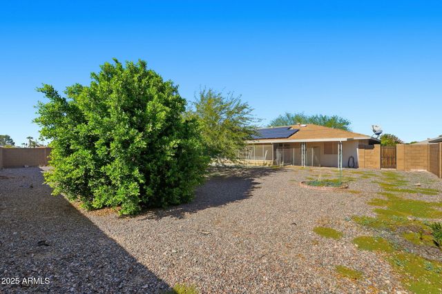 9201 W LONG HILLS Drive, Sun City, AZ 85351