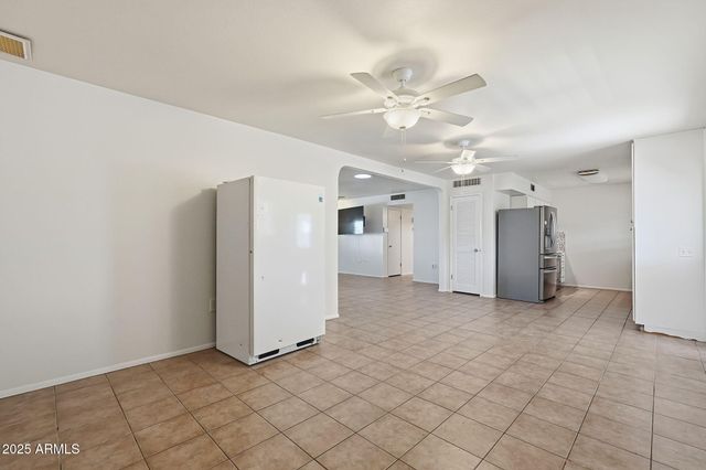 9201 W LONG HILLS Drive, Sun City, AZ 85351