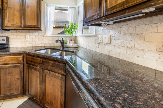 1836 Town Creek Circle, Weatherford, TX 76086