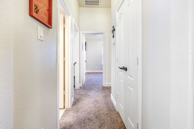 1836 Town Creek Circle, Weatherford, TX 76086