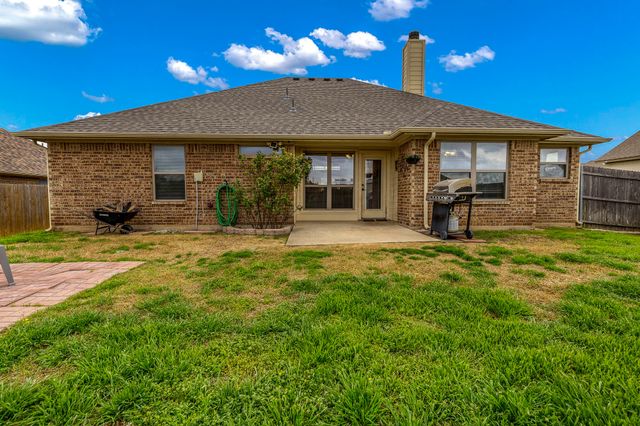1836 Town Creek Circle, Weatherford, TX 76086
