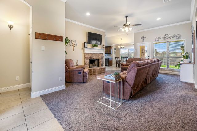 1836 Town Creek Circle, Weatherford, TX 76086