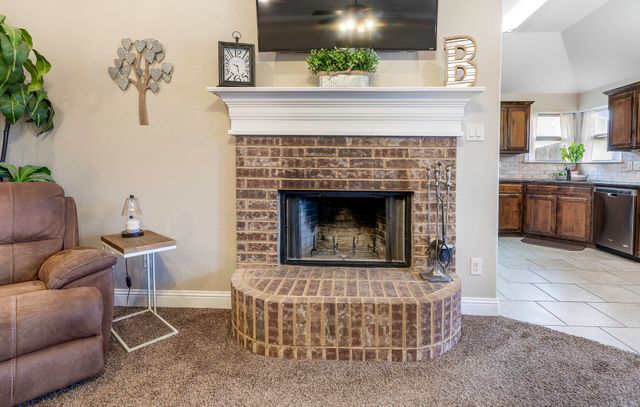 1836 Town Creek Circle, Weatherford, TX 76086