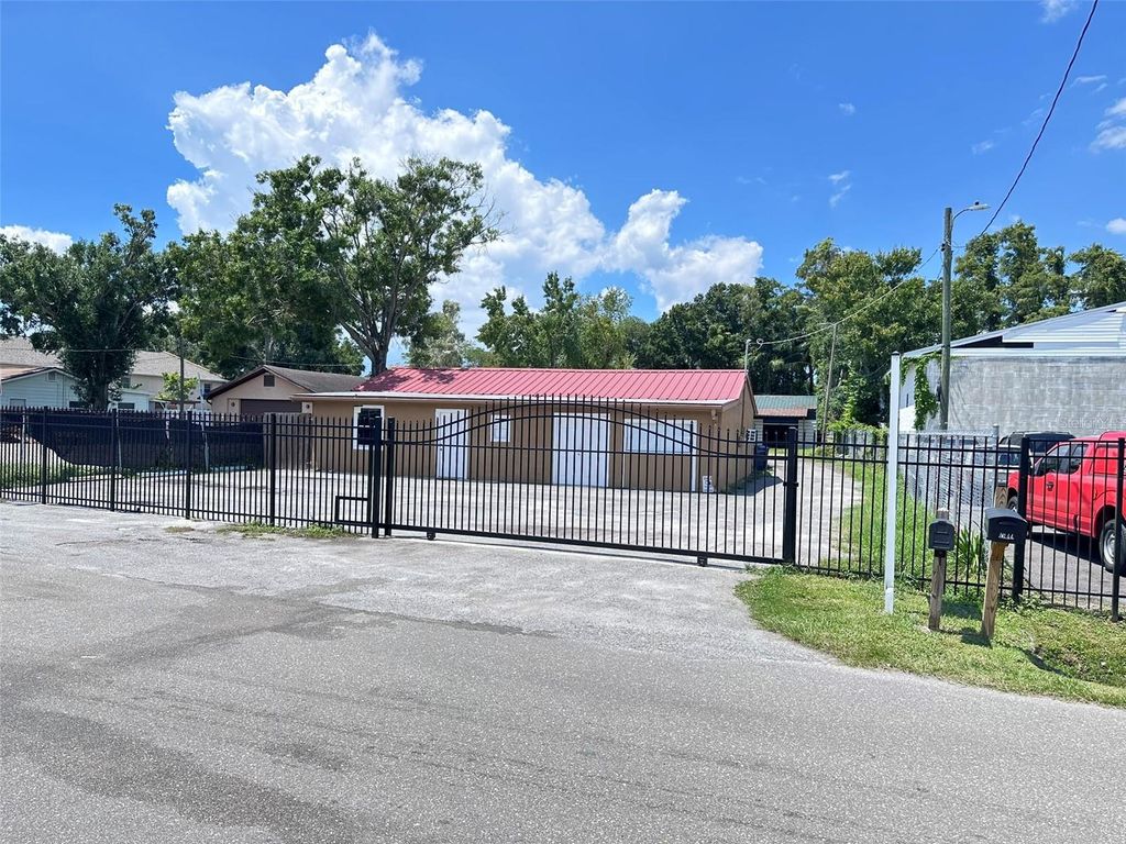 4824 N HALE AVENUE, Tampa, FL 33614