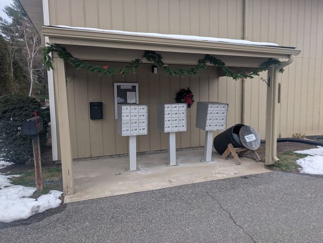 82 S Maple 33, Westfield, MA 01085