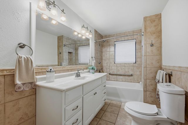 408 E Park Avenue, Sherman, TX 75090