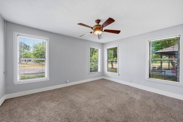 408 E Park Avenue, Sherman, TX 75090