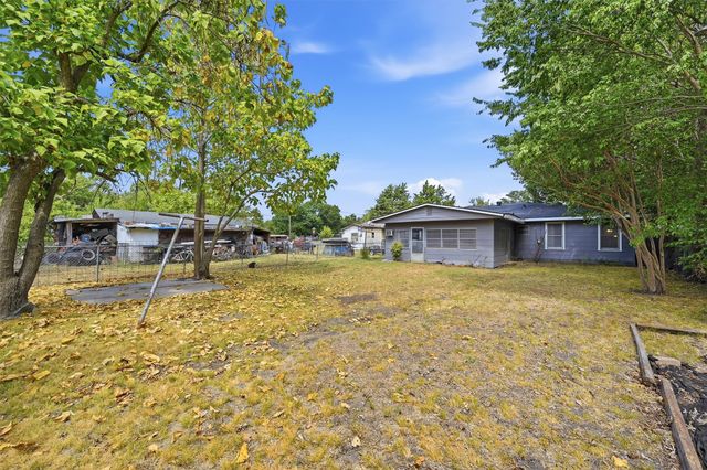 408 E Park Avenue, Sherman, TX 75090