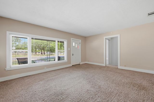 408 E Park Avenue, Sherman, TX 75090