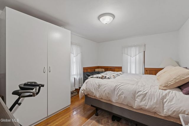 1399 Van Hoesen Road, Schodack, NY 12033