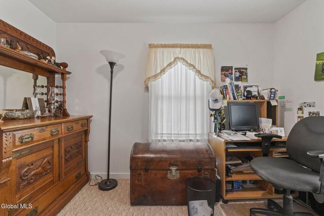 1399 Van Hoesen Road, Schodack, NY 12033