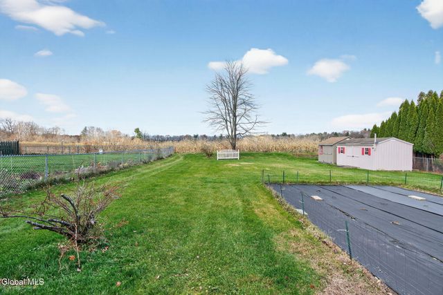 1399 Van Hoesen Road, Schodack, NY 12033