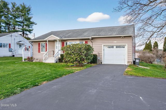 1399 Van Hoesen Road, Schodack, NY 12033