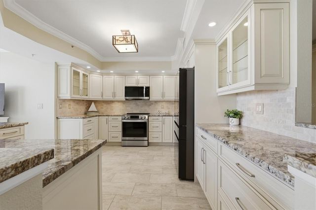 670 ISLAND WAY 802, Clearwater Beach, FL 33767