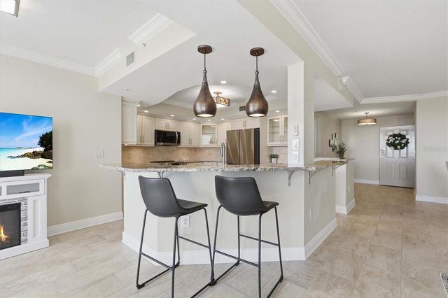 670 ISLAND WAY 802, Clearwater Beach, FL 33767