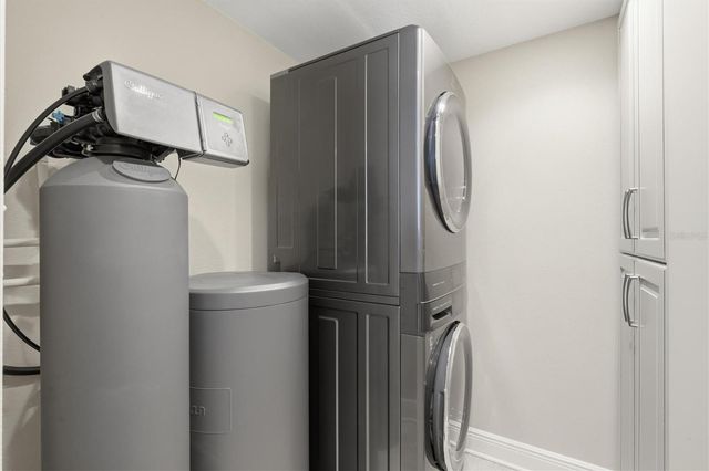 670 ISLAND WAY 802, Clearwater Beach, FL 33767