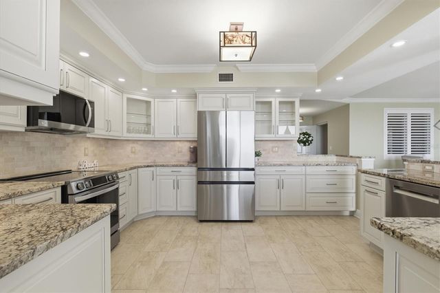 670 ISLAND WAY 802, Clearwater Beach, FL 33767