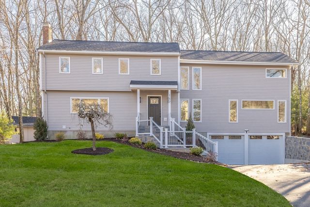 157 Wilshire Dr, Sharon, MA 02067