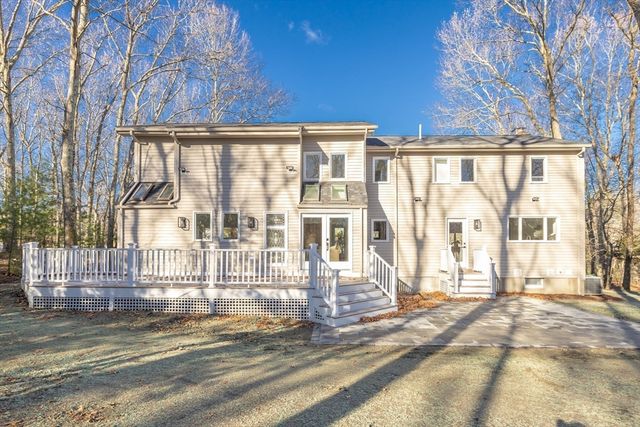 157 Wilshire Dr, Sharon, MA 02067