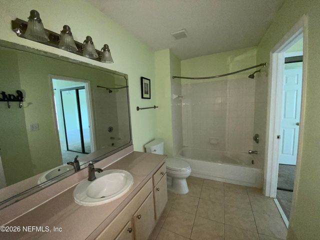 1655 THE GREENS Way 3425, Jacksonville Beach, FL 32250