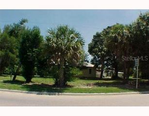 27 S MANATEE AVENUE, Arcadia, FL 34266