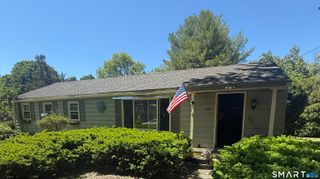 63 Evergreen Park, Clinton, CT 06413