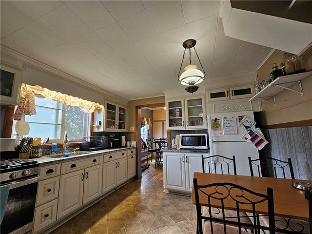 3 3rd Street, Canisteo, NY 14823