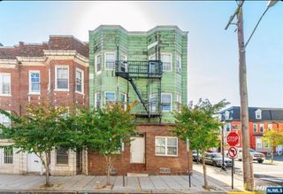 123 47th Street, Union City, NJ 07087