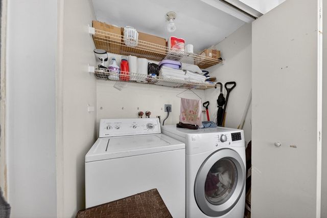 15 Longworth Ave 226, Brockton, MA 02301